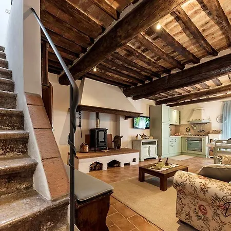 A Casa Di Titta Holiday home Terricciola